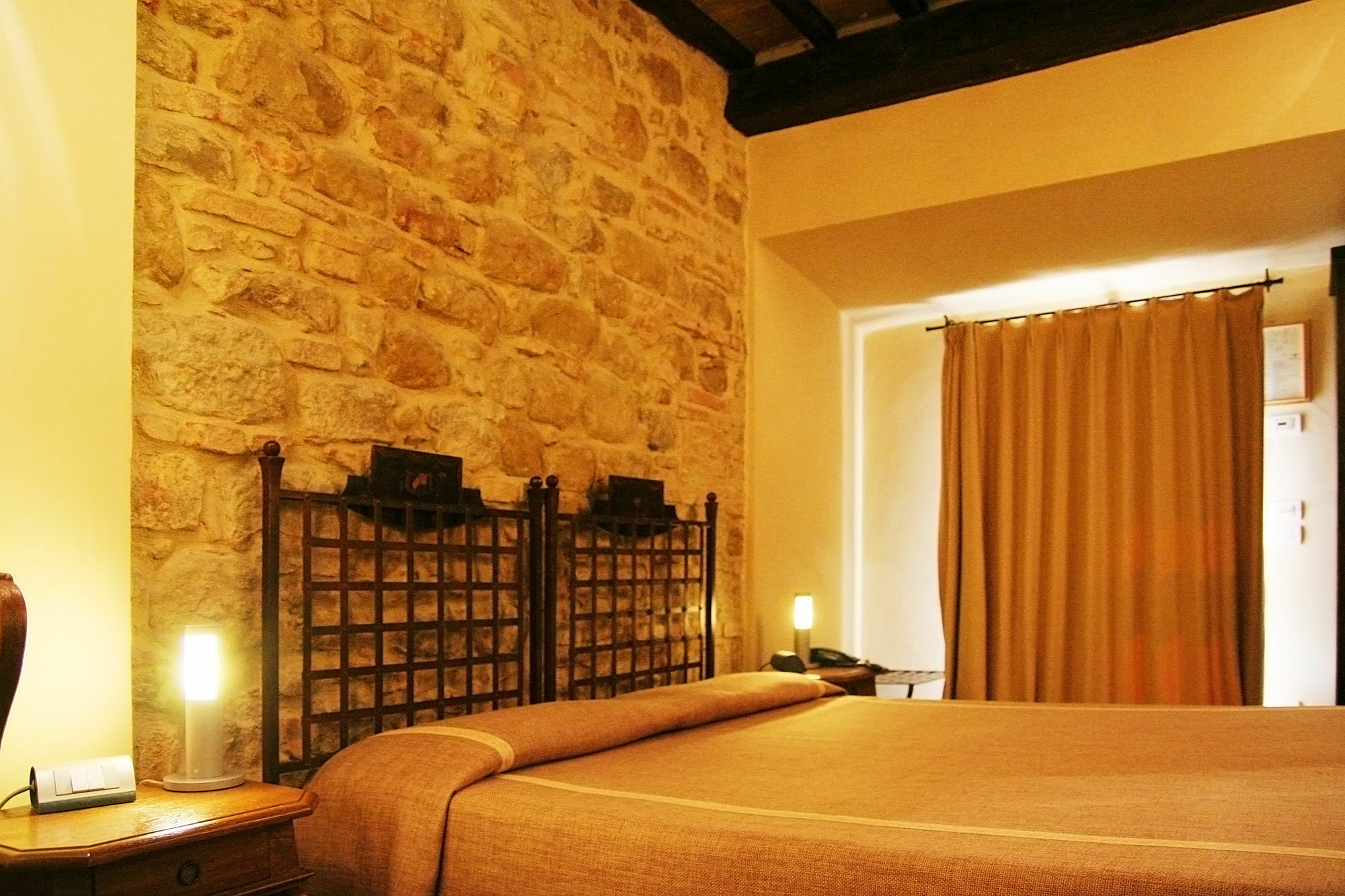 Castello Di Monterone Hotel